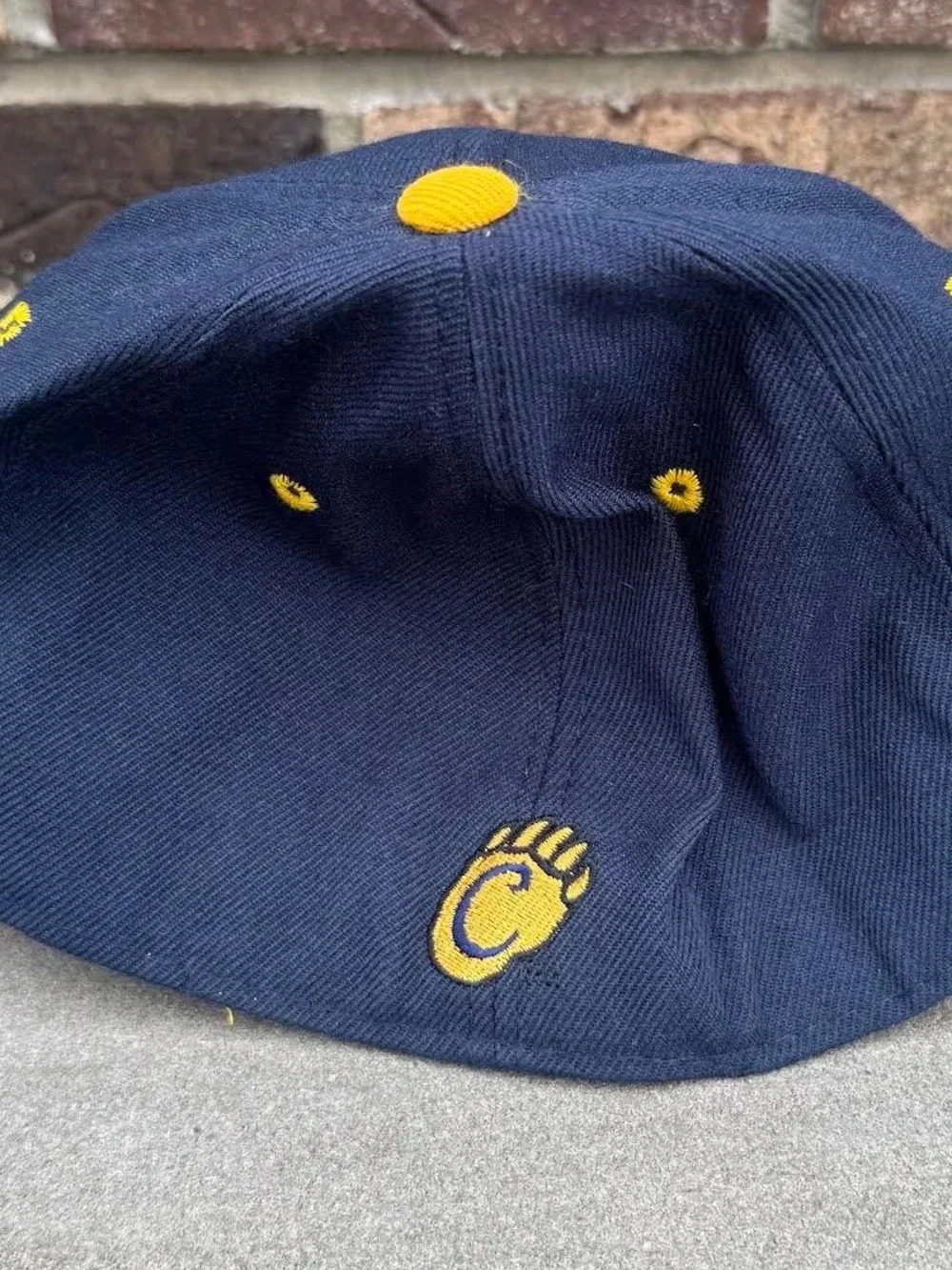 Vintage Zephyr Graf-X Cal Golden Bears Fitted Hat (Size 71/4)